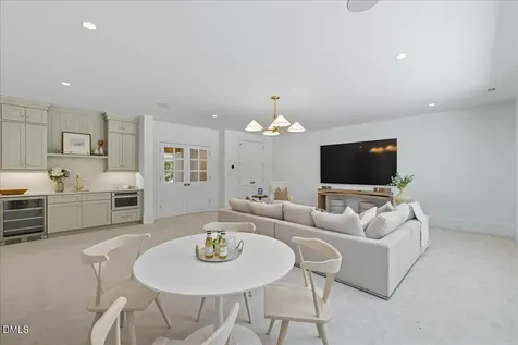 4305 Windsor Place Raleigh NC 27609