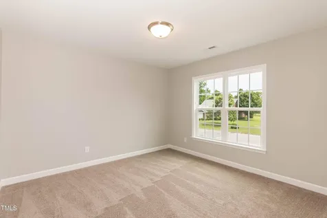 748 Rivers Edge Parkway Roanoke Rapids NC 27870