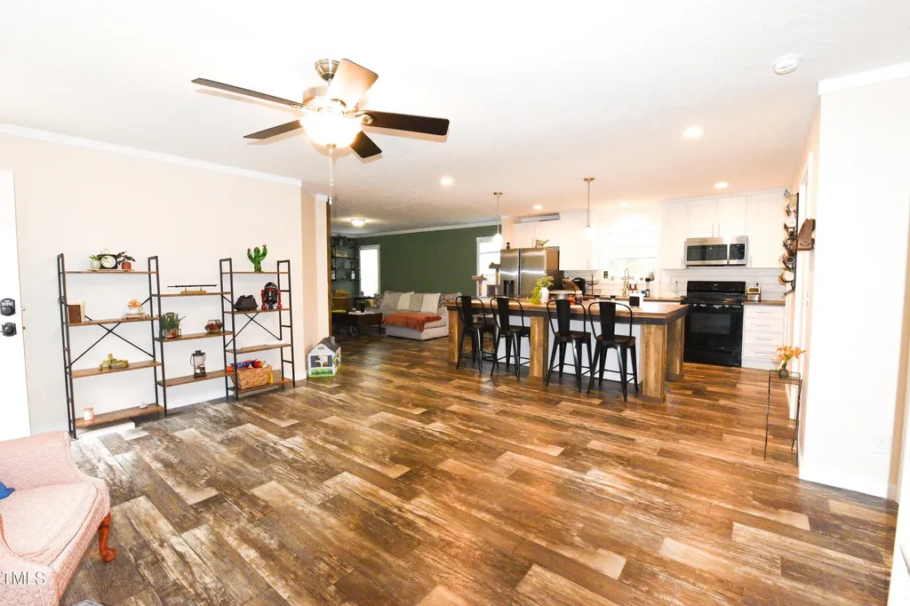 979 Natchez Trace Fuquay Varina NC 27526