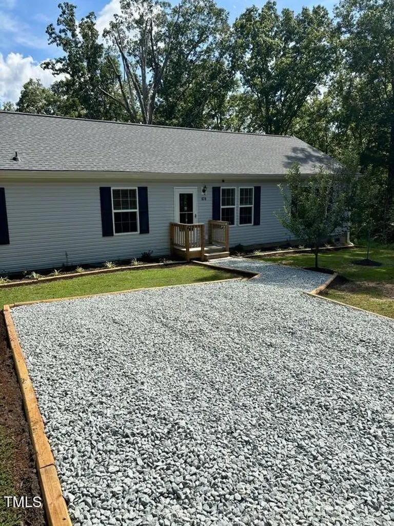 979 Natchez Trace Fuquay Varina NC 27526