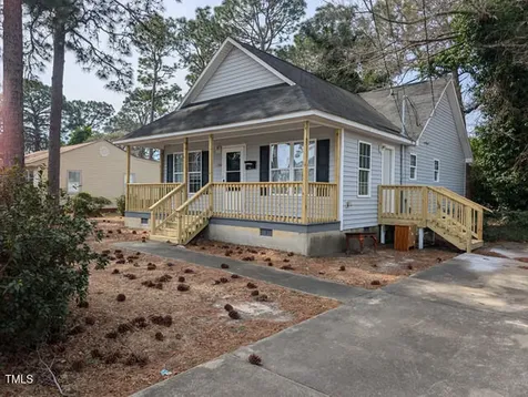 1705 Seabrook Road Fayetteville NC 28301