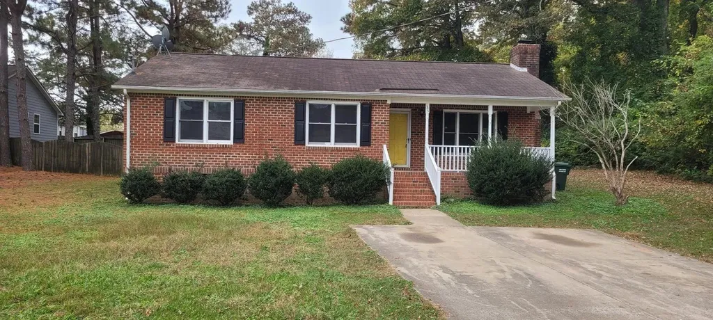 105 Starmount Road Clayton NC 27520