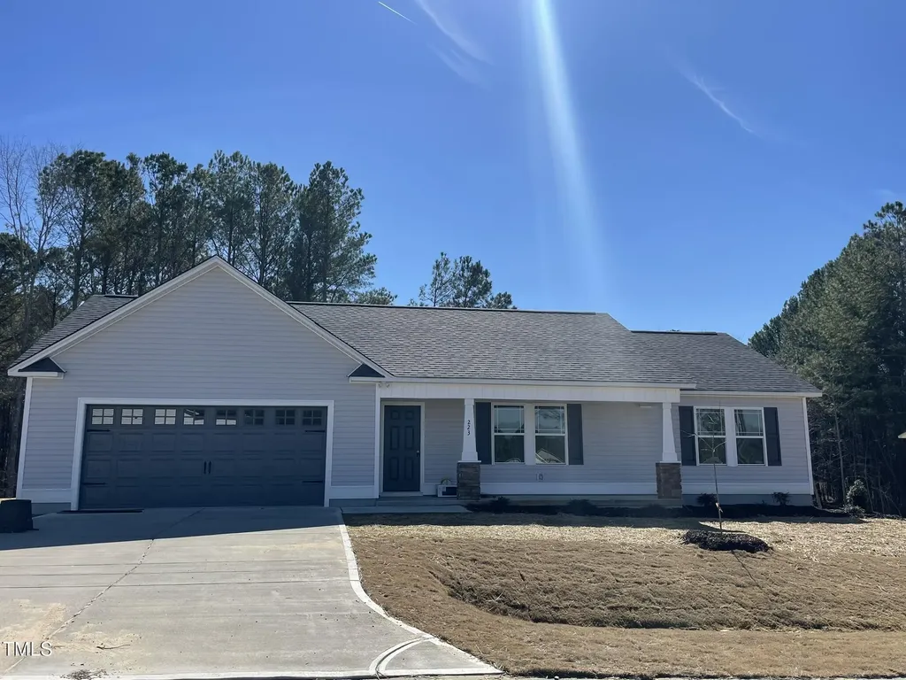 223 Magnolia Run Way Benson NC 27504