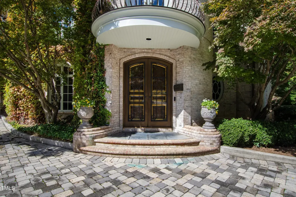 2658 Davis Street Raleigh NC 27608