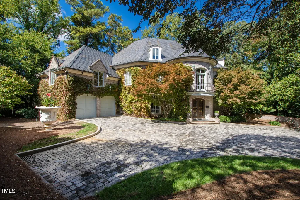 2658 Davis Street Raleigh NC 27608