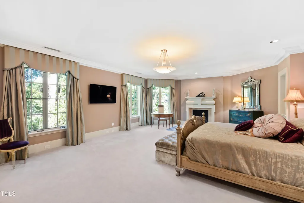 2658 Davis Street Raleigh NC 27608