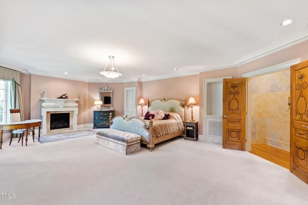 2658 Davis Street Raleigh NC 27608