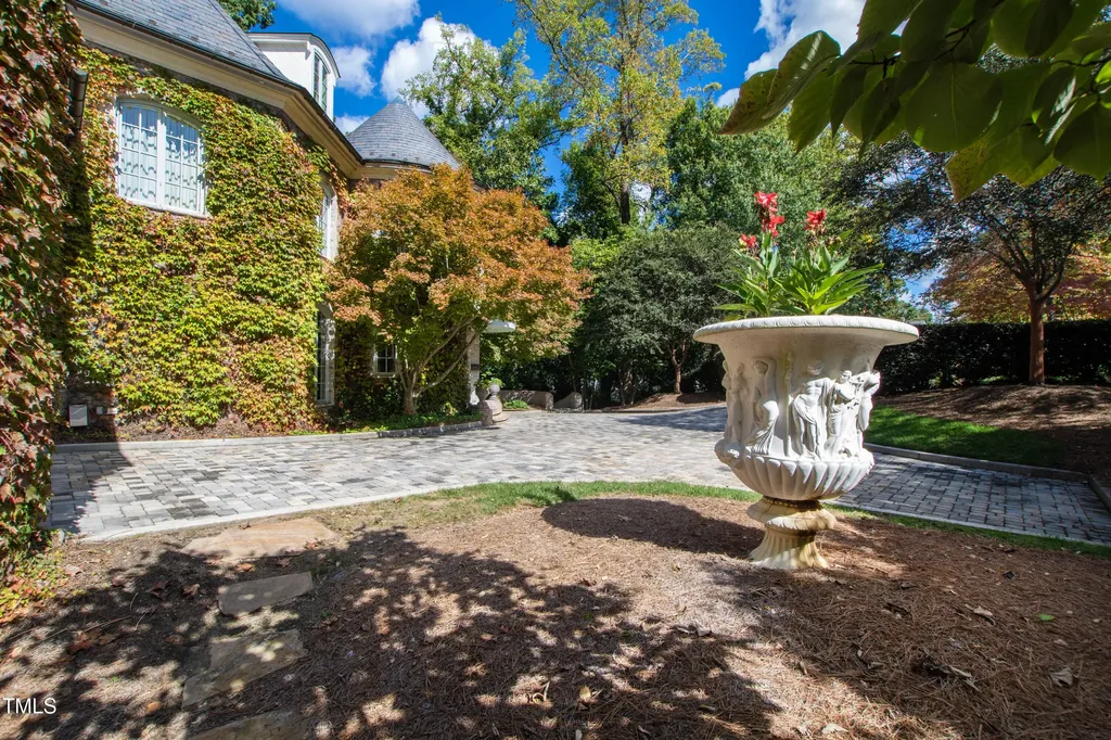 2658 Davis Street Raleigh NC 27608