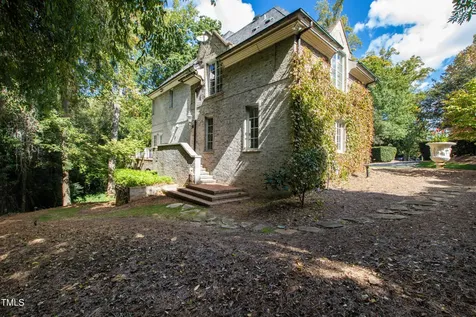 2658 Davis Street Raleigh NC 27608