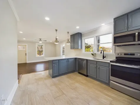 301 W Hill Avenue S Hillsborough NC 27278