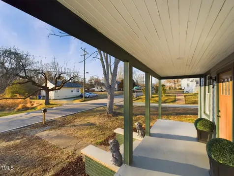 301 W Hill Avenue S Hillsborough NC 27278