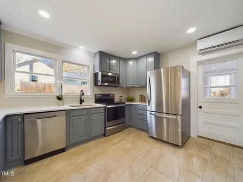 301 W Hill Avenue S Hillsborough NC 27278