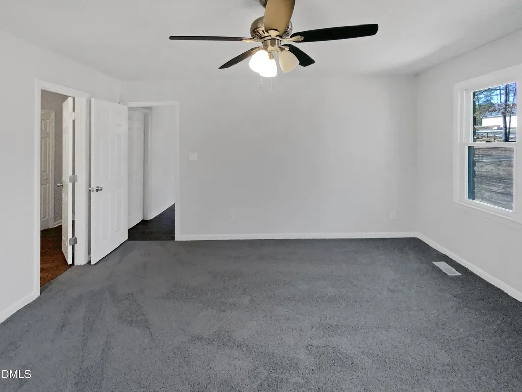 204 Colonial Drive Clayton NC 27527