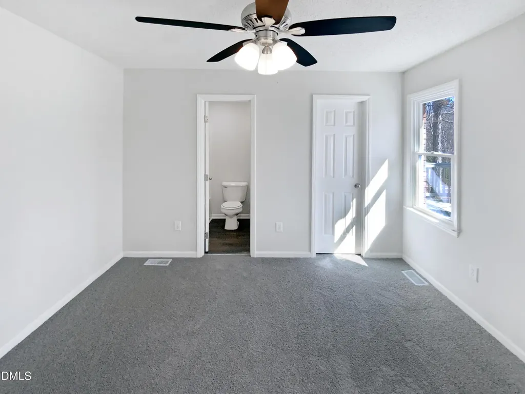 204 Colonial Drive Clayton NC 27527