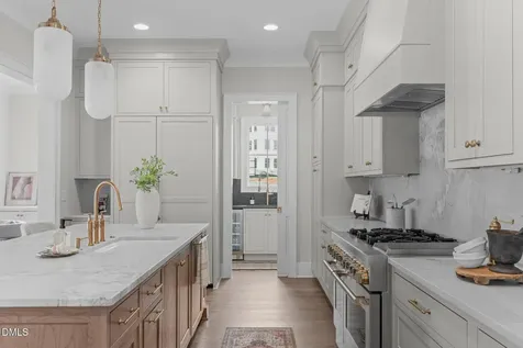 2623 Marchmont Street Raleigh NC 27608