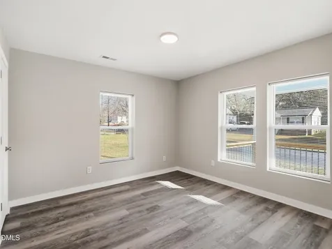 523 E Nelson Avenue Wake Forest NC 27587