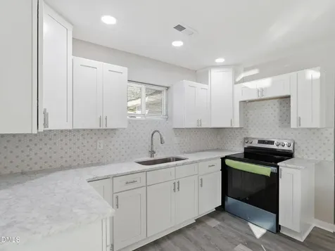 523 E Nelson Avenue Wake Forest NC 27587