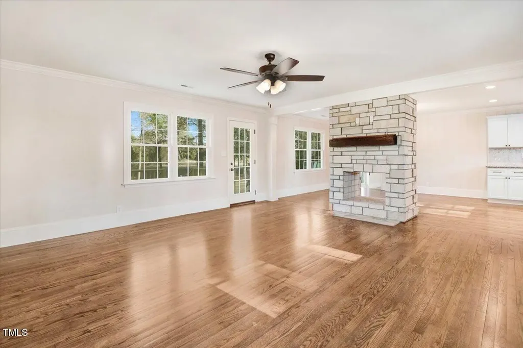 210 S General Lee Avenue Dunn NC 28334