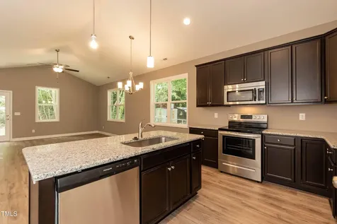 809 E Edgerton Street Dunn NC 28334