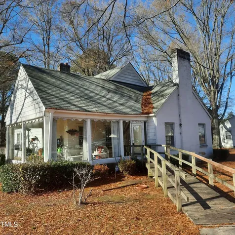 1852 Nc 62 Highway N Burlington NC 27217