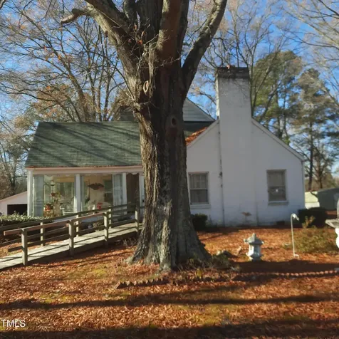 1852 Nc 62 Highway N Burlington NC 27217