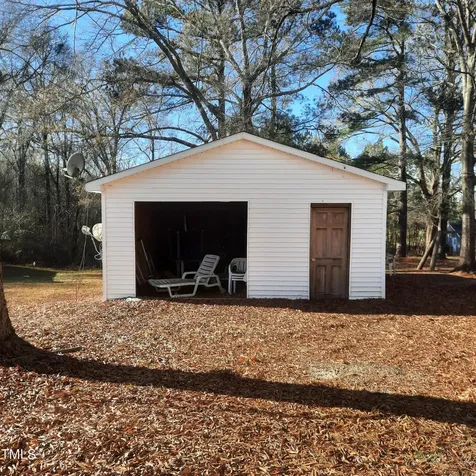 1852 Nc 62 Highway N Burlington NC 27217