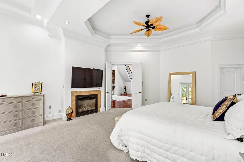 40002 Worth Chapel Hill NC 27517
