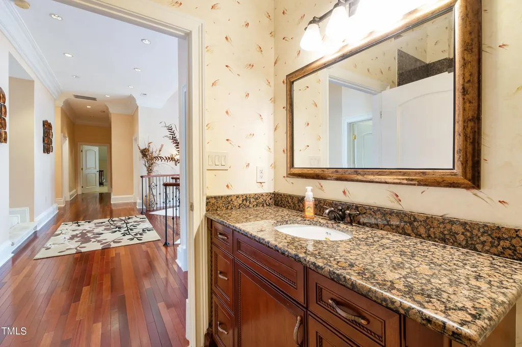 40002 Worth Chapel Hill NC 27517