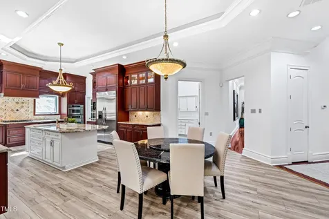 40002 Worth Chapel Hill NC 27517