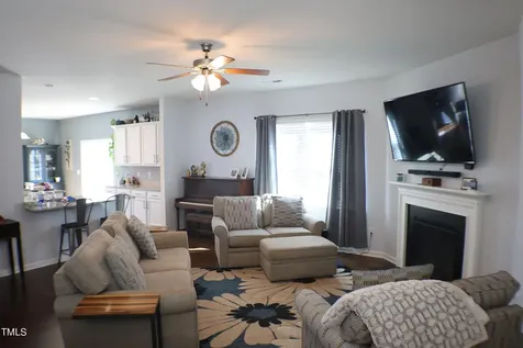 275 Sapphire Road Burlington NC 27215