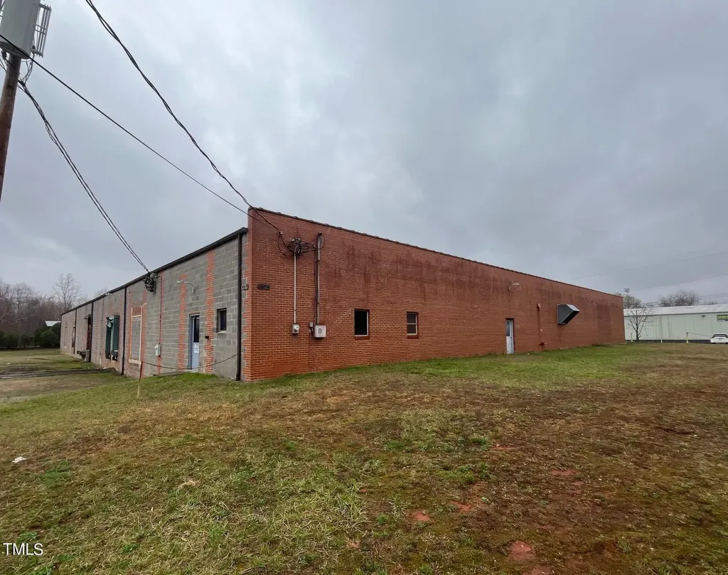 821 W Center Street Mebane NC 27302
