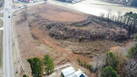 13499 Nc-210 Benson NC 27504