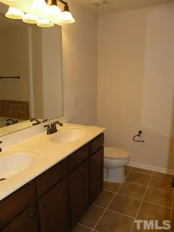 4103 Overcup Oak Lane Cary NC 27519