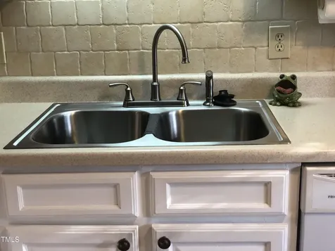 1375 Garden Crest Circle Raleigh NC 27609
