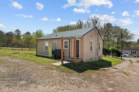 221 Stroud Street Sanford NC 27330