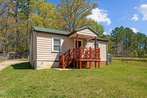 221 Stroud Street Sanford NC 27330