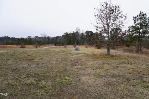 1850 Gillburg Road Henderson NC 27537