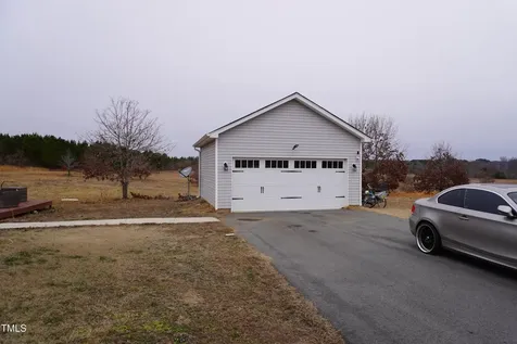 1850 Gillburg Road Henderson NC 27537