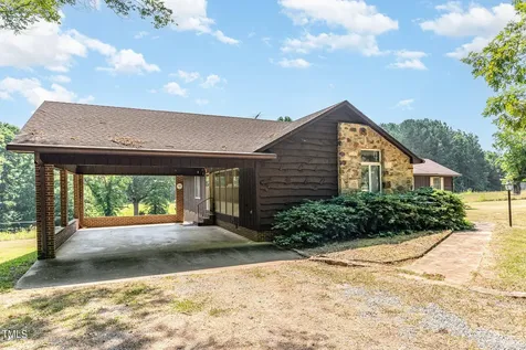 8450 Perry Road Graham NC 27253