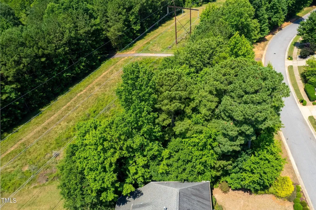108 Eden Glen Drive Holly Springs NC 27540