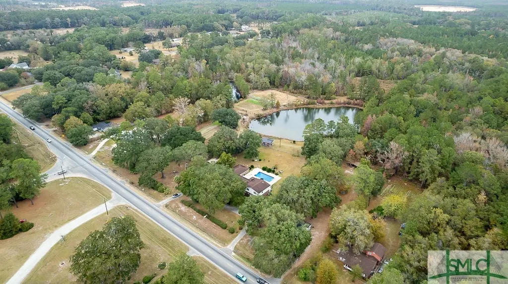 2565 Us 80 Highway Bloomingdale GA 31302