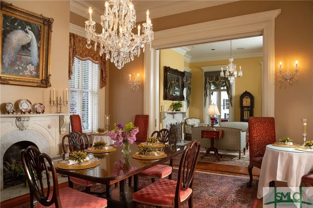 109 W Liberty Street Savannah GA 31401