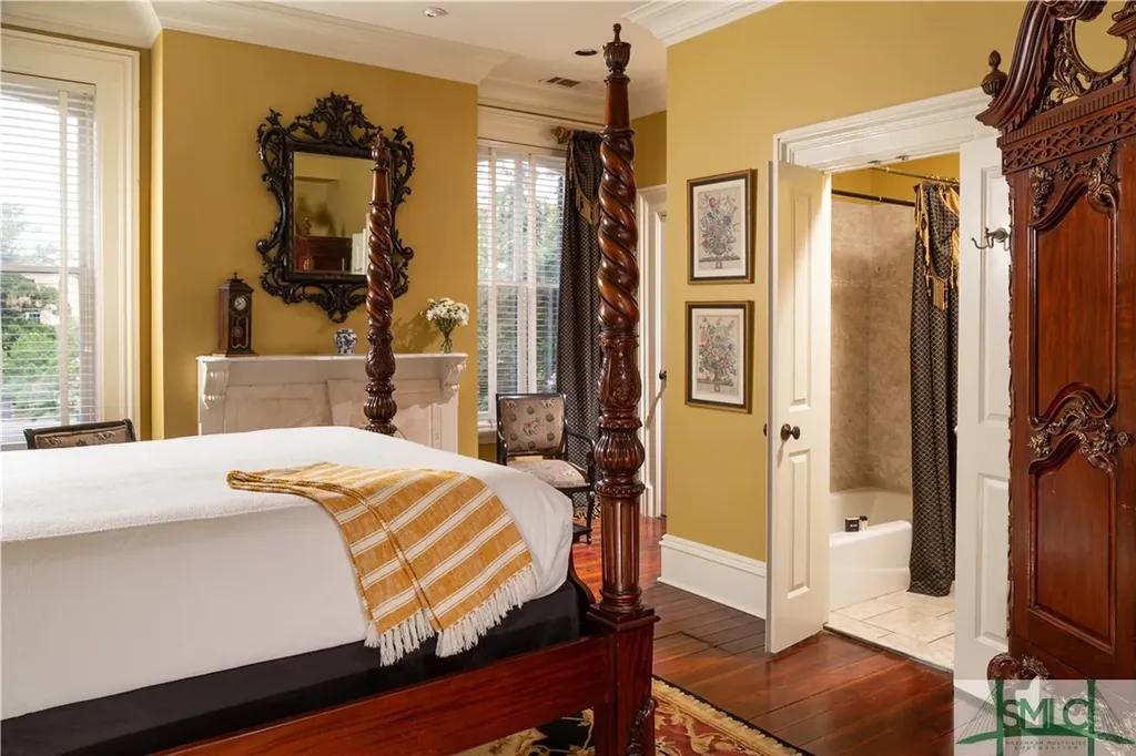 109 W Liberty Street Savannah GA 31401