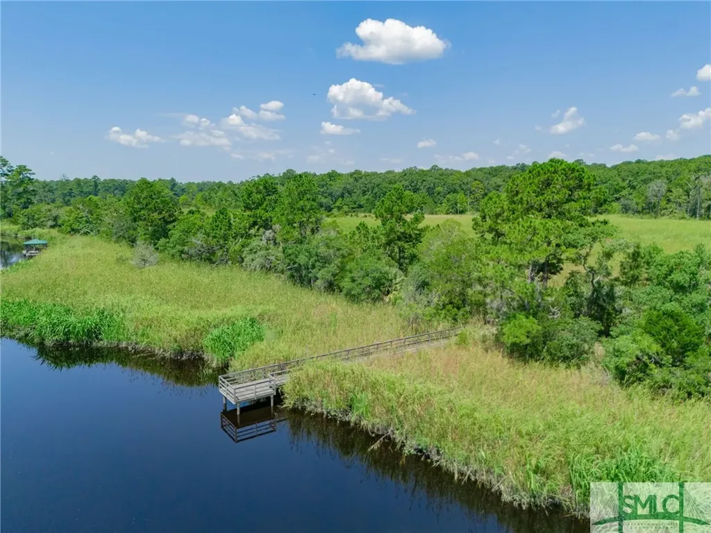 312 Mcallister Landing Richmond Hill GA 31324