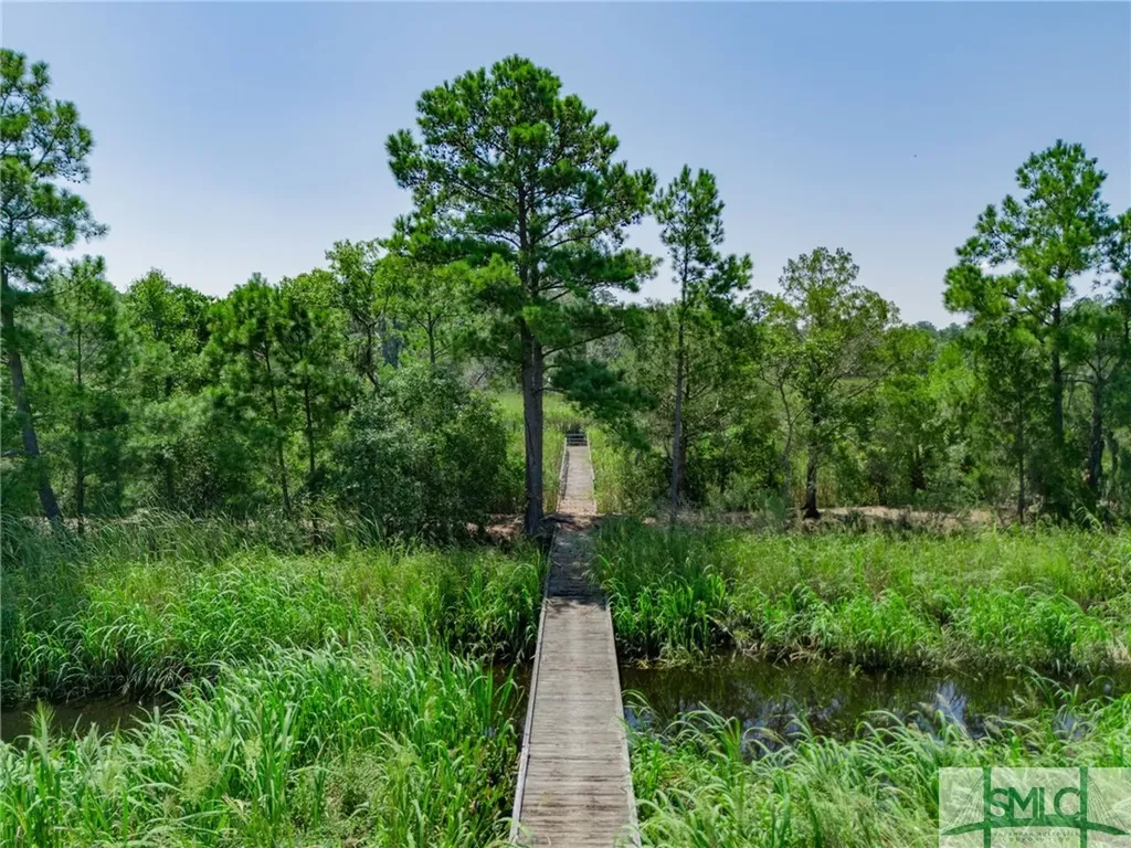 312 Mcallister Landing Richmond Hill GA 31324
