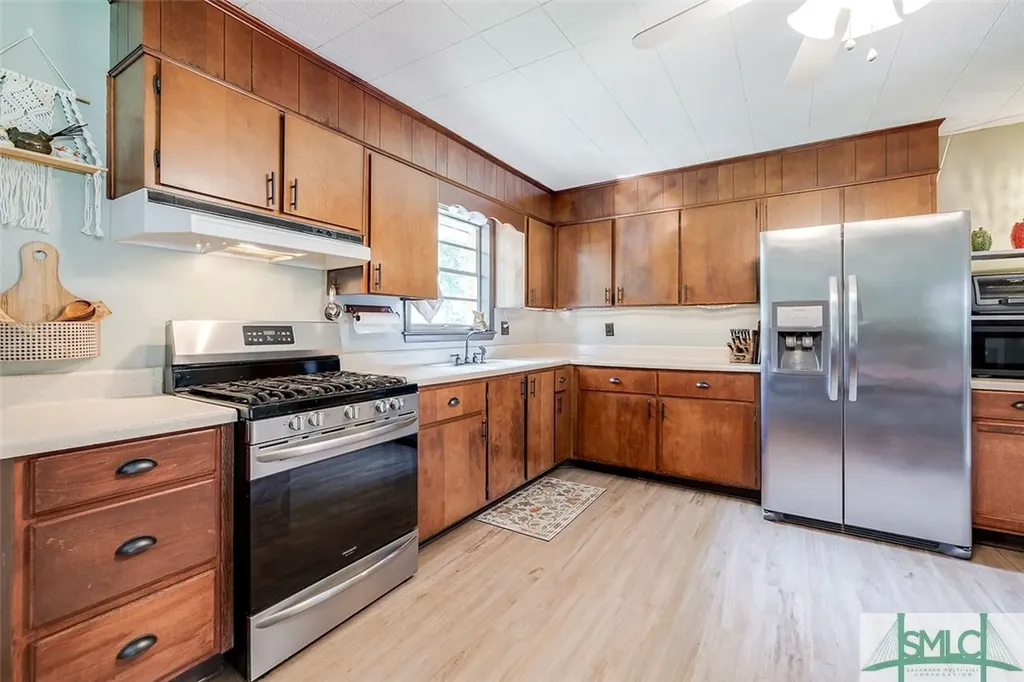 1325 Pine Barren Road Pooler GA 31322