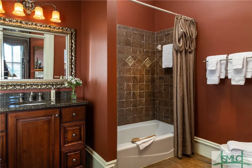 109 W Liberty Street Savannah GA 31401
