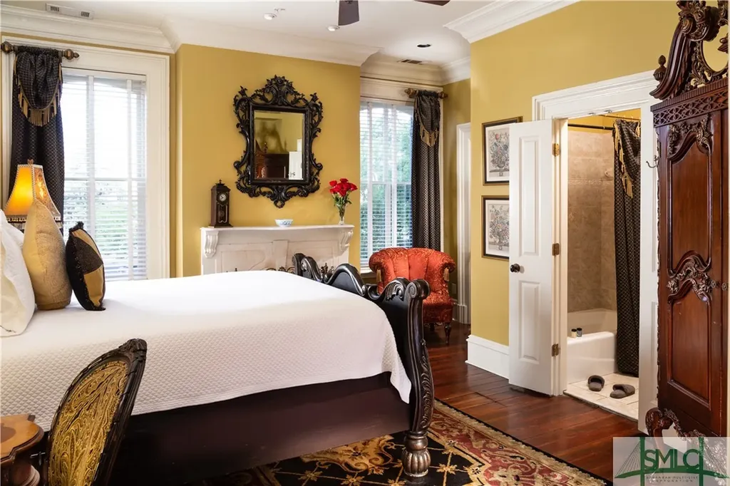 109 W Liberty Street Savannah GA 31401