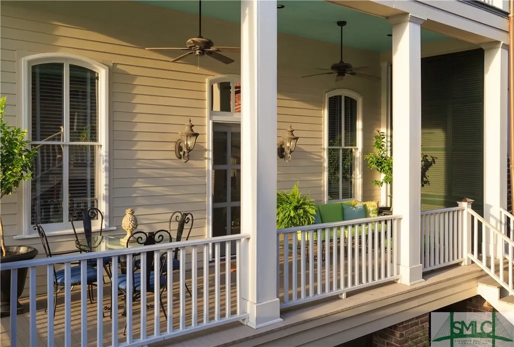 109 W Liberty Street Savannah GA 31401
