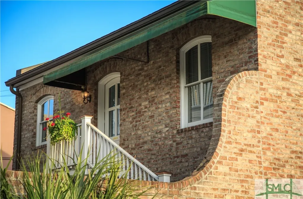 109 W Liberty Street Savannah GA 31401